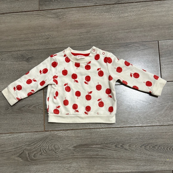 $3 with bundle! Cat and Jack Beige French Terry Apple Print Sweatshirt 6-9 mo - Picture 1 of 4